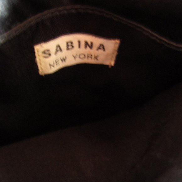 Sabina, New York. Mid size, black leather purse. - Picture 3 of 4